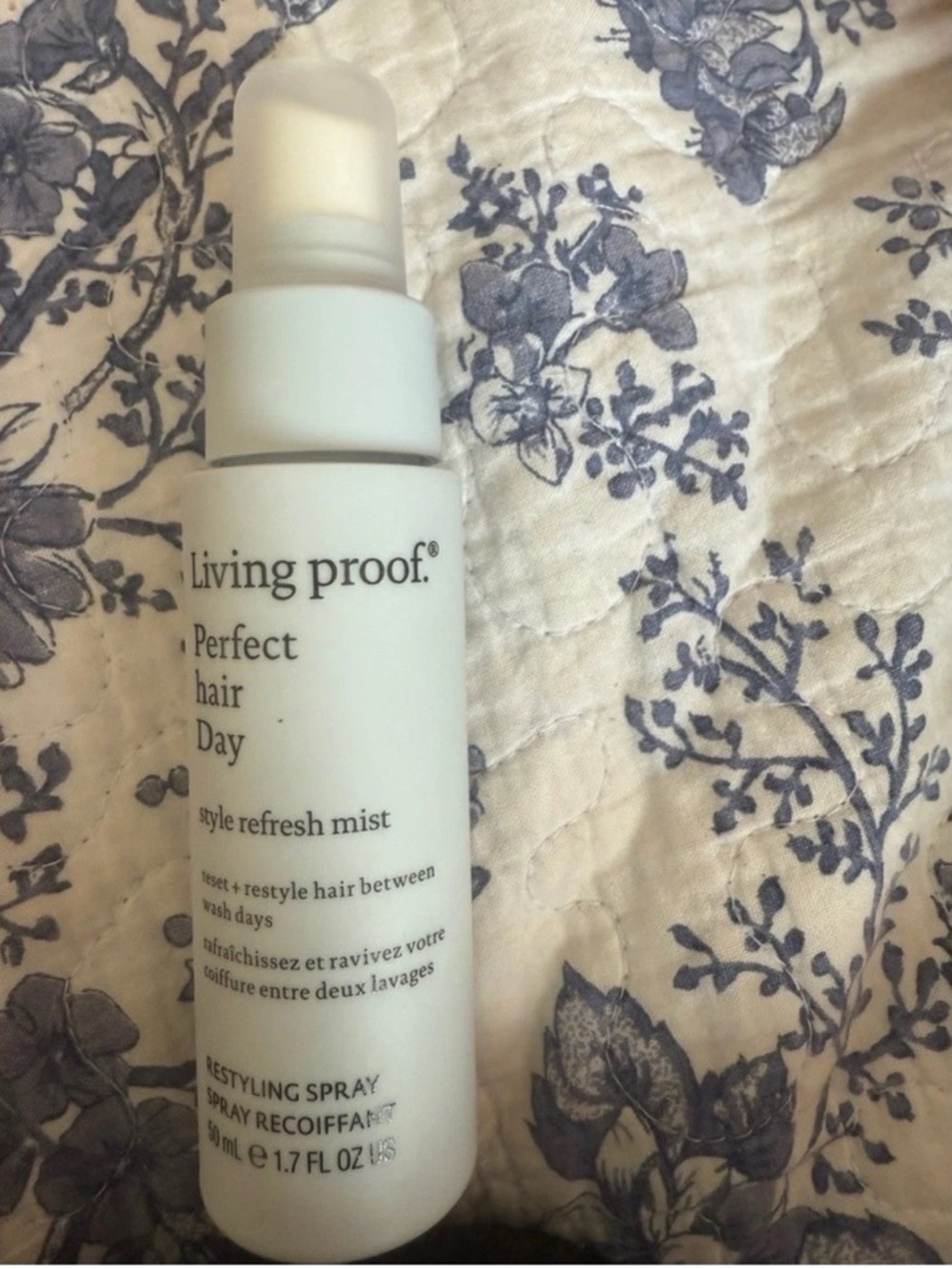 ❤️ 3/$25 Living Proof Style Refresh Mist